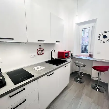 Apartment Per 4 Persone A Garbatella - My Garba Rome